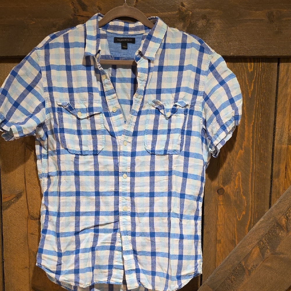 Banana Republic Blue and White Plaid Casual Shirt